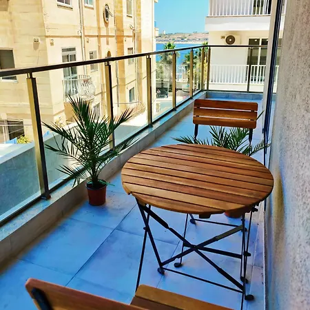 Daire Diamond Qawra - Side Sea View *